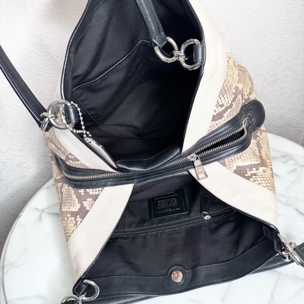 Coach Genuine cream soft leather “Lexy” Shoulder Bag, snake embossed accents EUC - Picture 6 of 9
